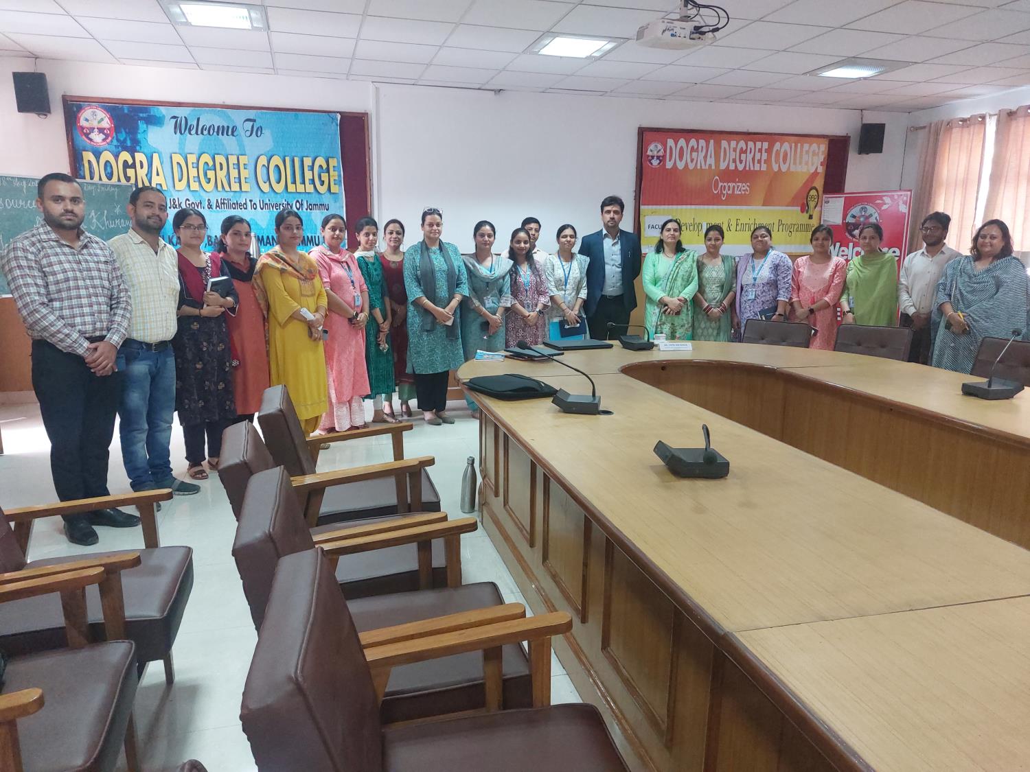 Dogra degree college organise faculty kbnowledge sharing program on "Data analysis using excel, SPSS and r